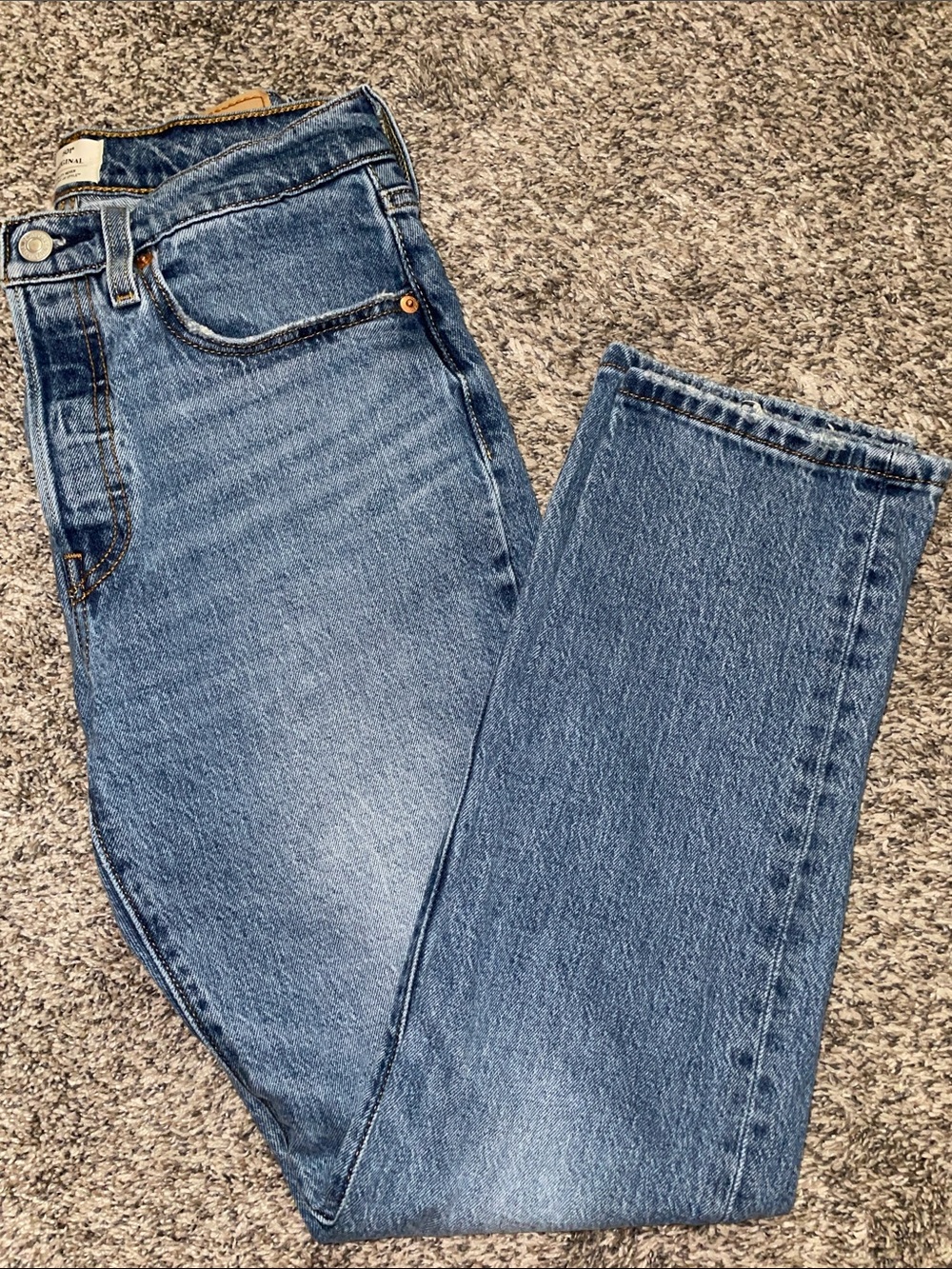 Women’s Levi 501 High Rise Straight Leg Button Fly Jeans NWOT